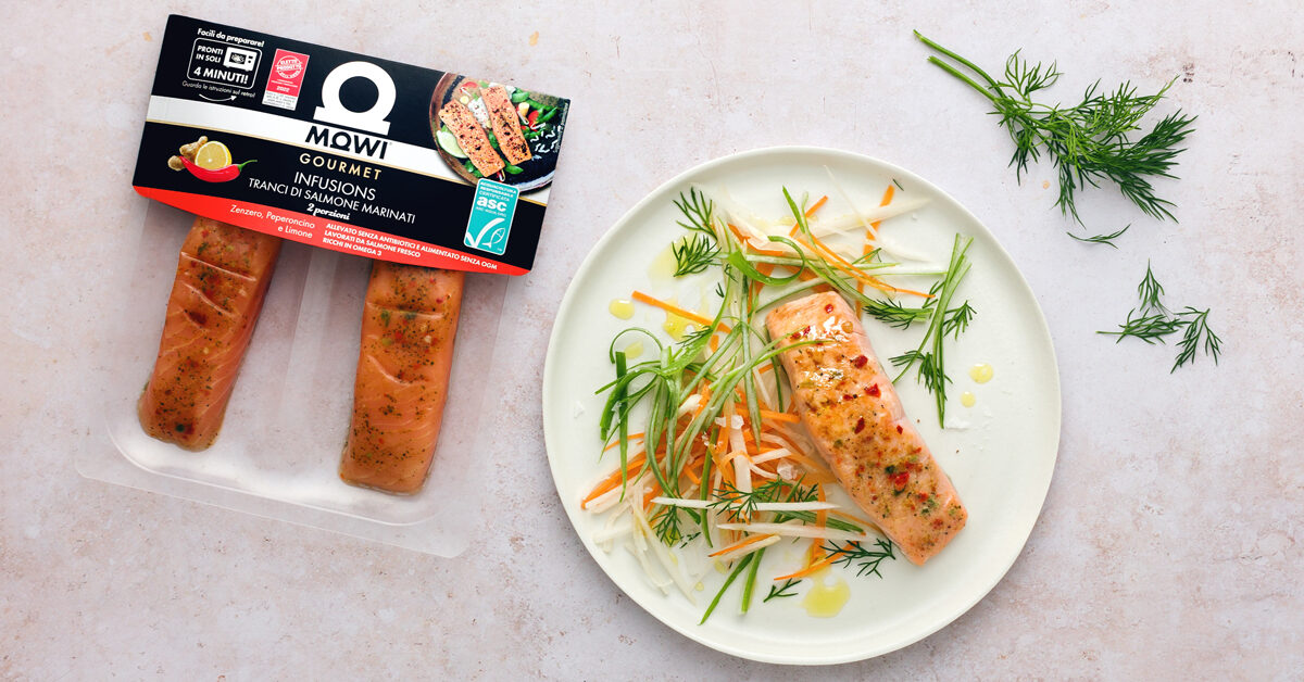 Salmone Mowi Gourmet Infusions, pronto in 4 minuti, su letto di verdure miste.