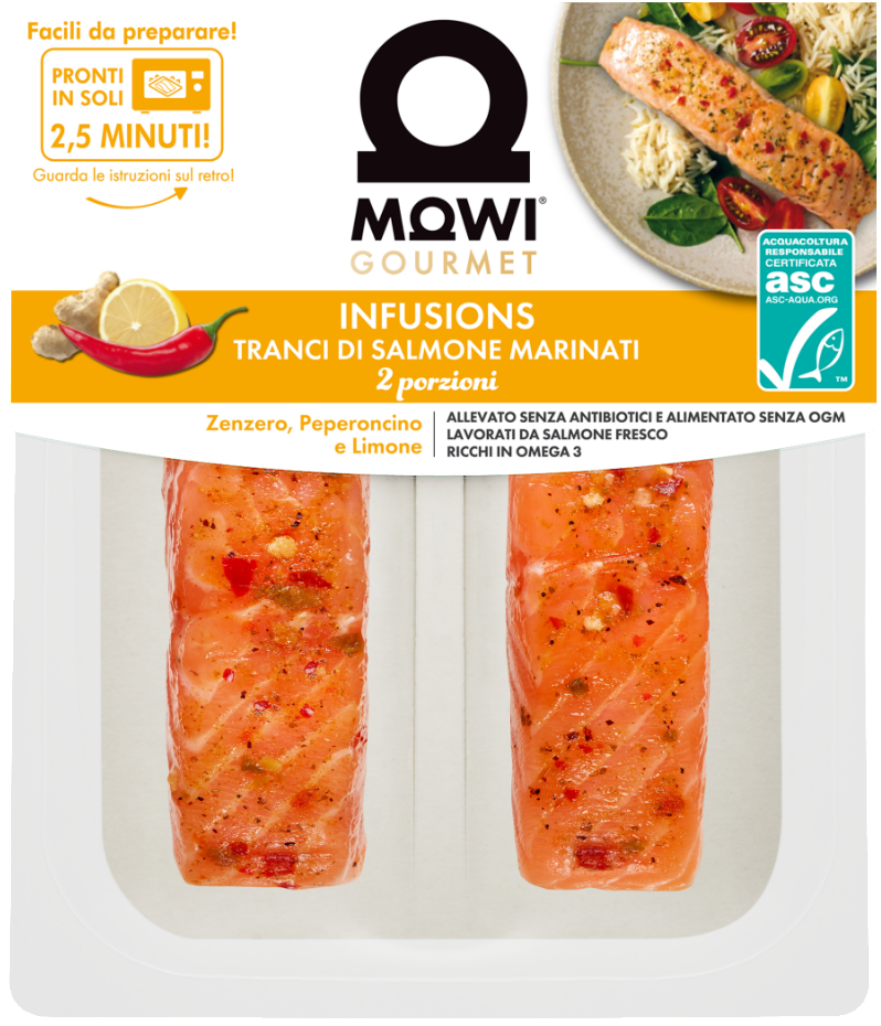 Tranci di salmone marinato con zenzero, peperoncino e limone.